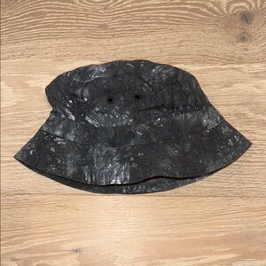 Lululemon On My Level Bucket Hat